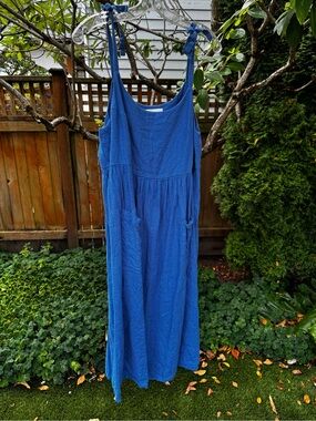Blue Tie-Strap Maxi Dress with Side Pockets - Women's